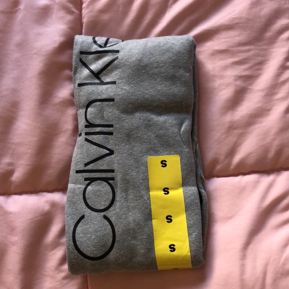 NWT small Calvin Klein gray women’s joggers